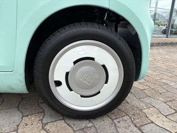 Fahrzeugabbildung Fiat Topolino BEV 7kWh Dolcevita 45km/H ab 15 Jahre