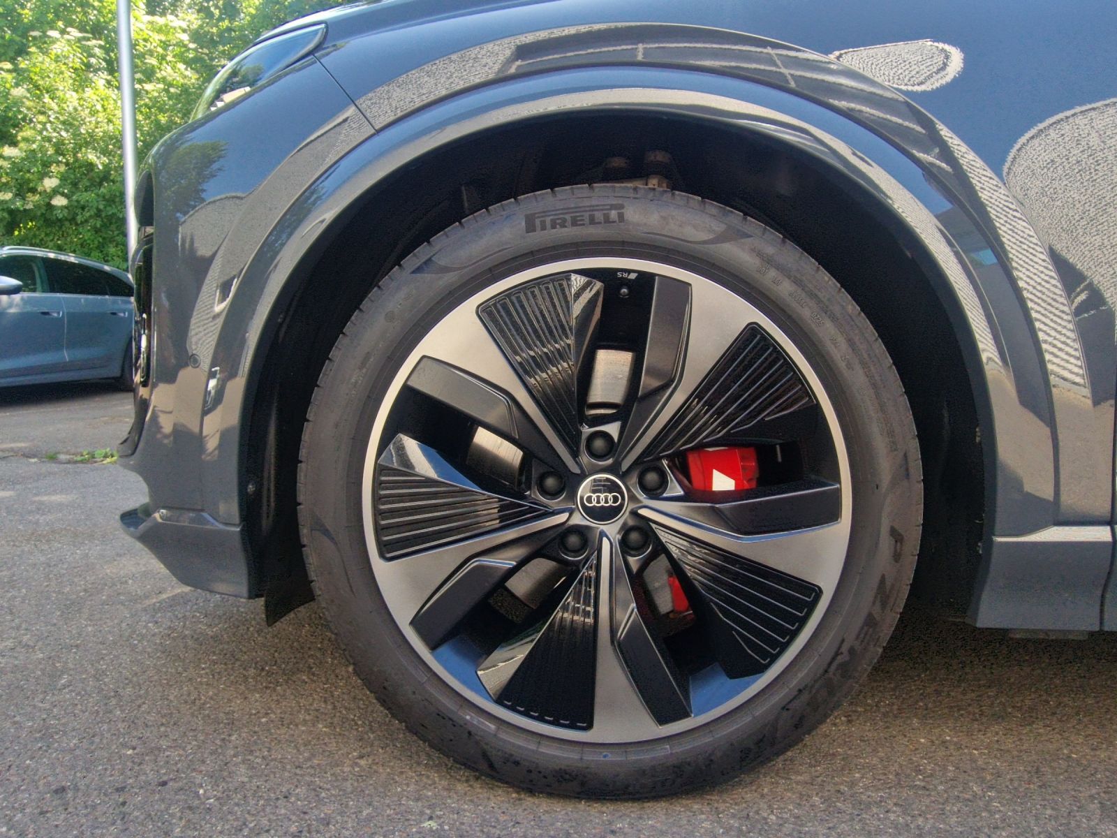 Audi SQ6 e-tron - Bild 13