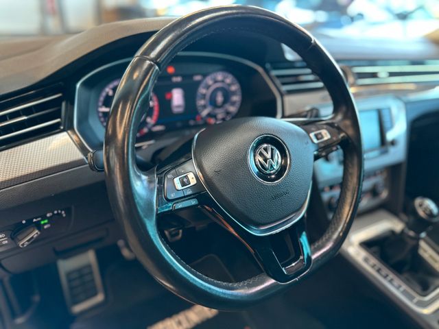 Volkswagen Passat Alltrack *PANO*3-Zonen*Keyless*AHK*