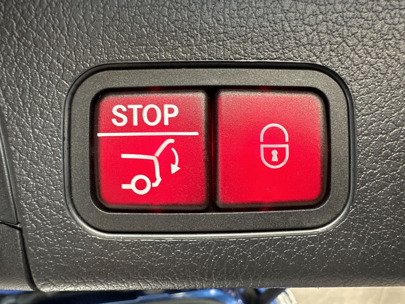 Fahrzeugabbildung Mercedes-Benz GLB 200 AMG-Line NAV+LED+AHK+VCOCKPIT+KAMERA+1HD