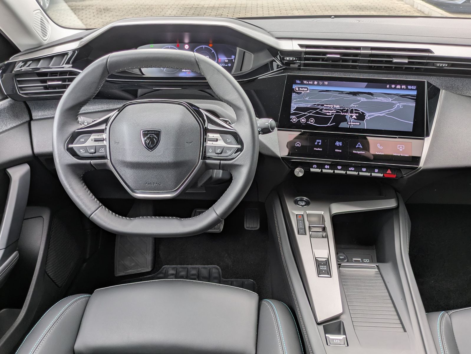 Fahrzeugabbildung Peugeot 308 Allure 1.2 AHK*360°KAMERA*ACC*LED*GARANTIE