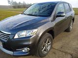 Toyota RAV4   Travel  4x4 - gebrauchte Toyota RAV 4 aus dem Jahr 2013