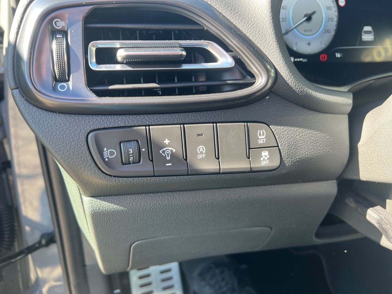 Fahrzeugabbildung Hyundai i30 N-LINE X *KLIMAA*CARPLAY*NAVI*SHZ*LHZ*BT*USB