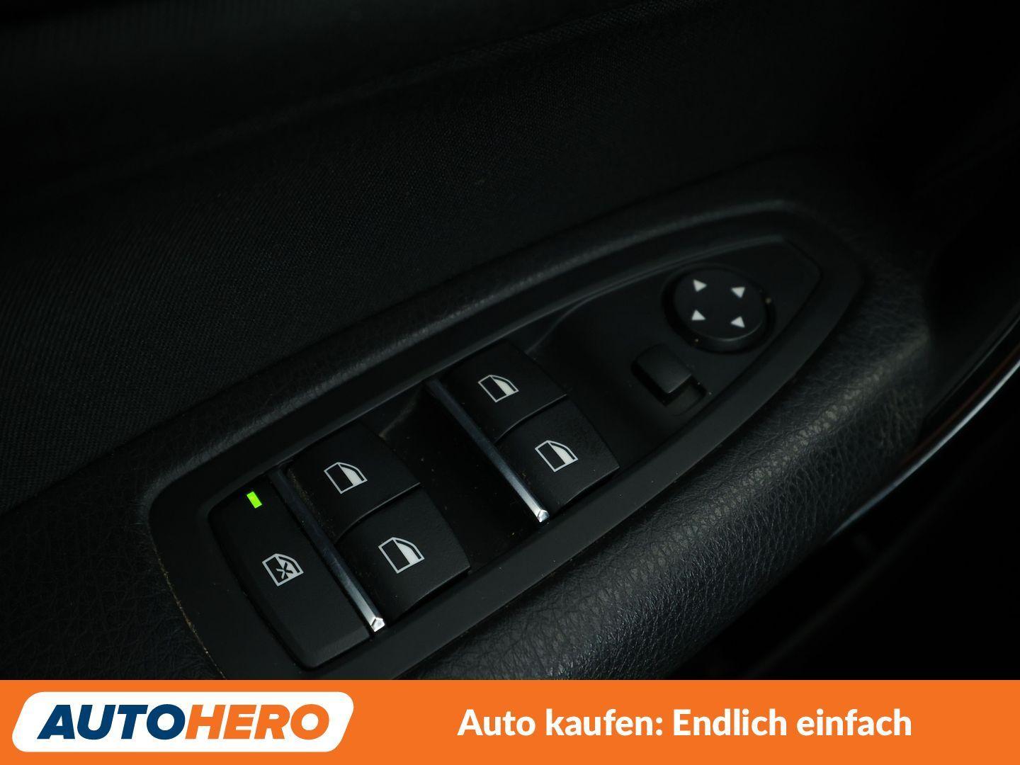 BMW 120i Edition M Sport Shadow Aut*NAVI*LED*TEMPO*