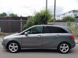 Mercedes-Benz B 200 - - Mercedes-Benz B-Klasse Gebrauchtwagen in Stuttgart