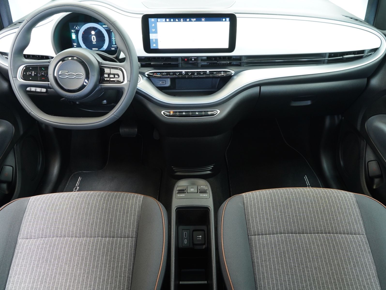 Fahrzeugabbildung Fiat 500e Icon 87KW/42kWh/DC-LADEN/NAVI/KAMERA