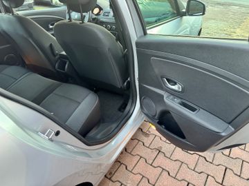 Bild 15 Renault Megane III Lim. 5-trg. Expression