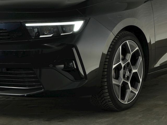 Astra L LIM GS AT+AHK+LED MATRIX+NAVI+360 GRAD K