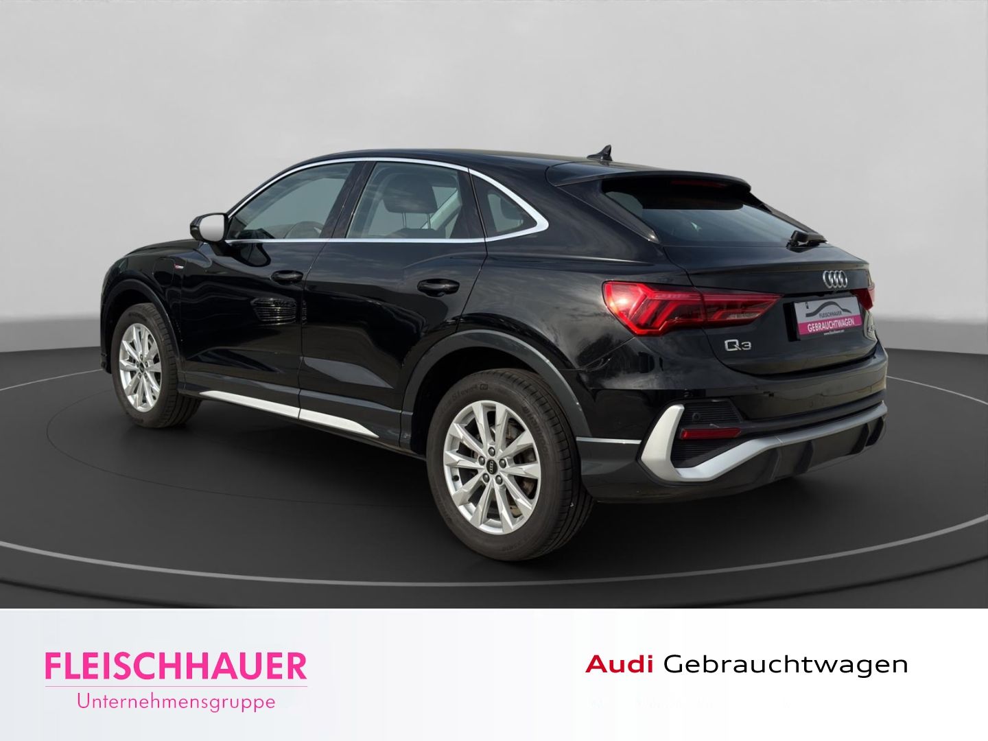 Audi Q3 Sportback 45 TFSI e S line Navi LED AHK Kamer foto 4