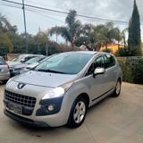 Peugeot 3008 1.6 HDi 110CV Premium - Peugeot 3008 Premium mit Diesel-Antrieb