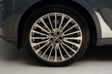 BMW X7 - 9