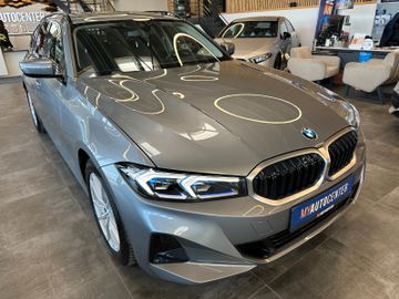BMW 318i  Touring *Parkass.*Led*elek. Heck*