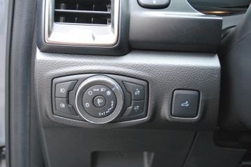 Fahrzeugabbildung Ford Ranger 2.0 DoKa  Wolftrak Autom.