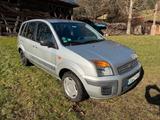 Ford Fusion 1.4 16V Ambiente - Ford Fusion: 1.4