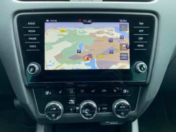 Fahrzeugabbildung SKODA Octavia 2.0 TDI GreenTec Soleil*Keyless*ACC*