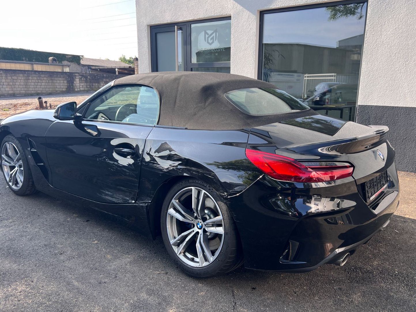 Fahrzeugabbildung BMW Z4 Baureihe Z4 Roadster sDrive 30 i M Sport