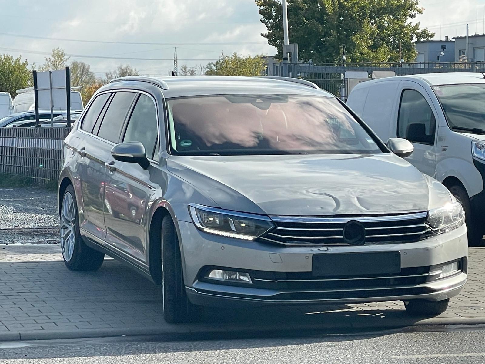 Volkswagen Passat 2015 — interior