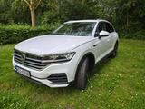 Volkswagen Touareg 3.0 V6 TDI  Standheizung, Luftfahrwerk - gebrauchte VW Touareg aus dem Jahr 2020
