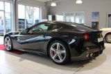 Ferrari F12 Berlinetta Lift+Scheckheft - Ferrari F12 mit Benzin-Antrieb: Coupé