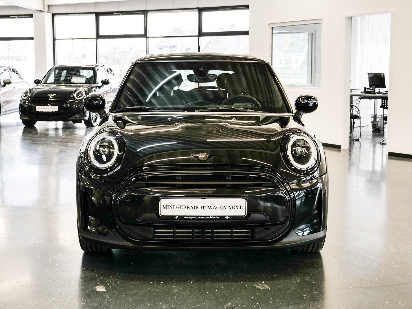 MINI Cooper Younique Trim Aut Nav LED Shz RFK Driveas