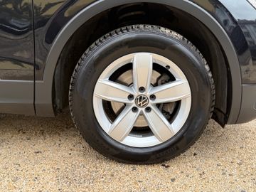 Volkswagen Tiguan Allspace - 8