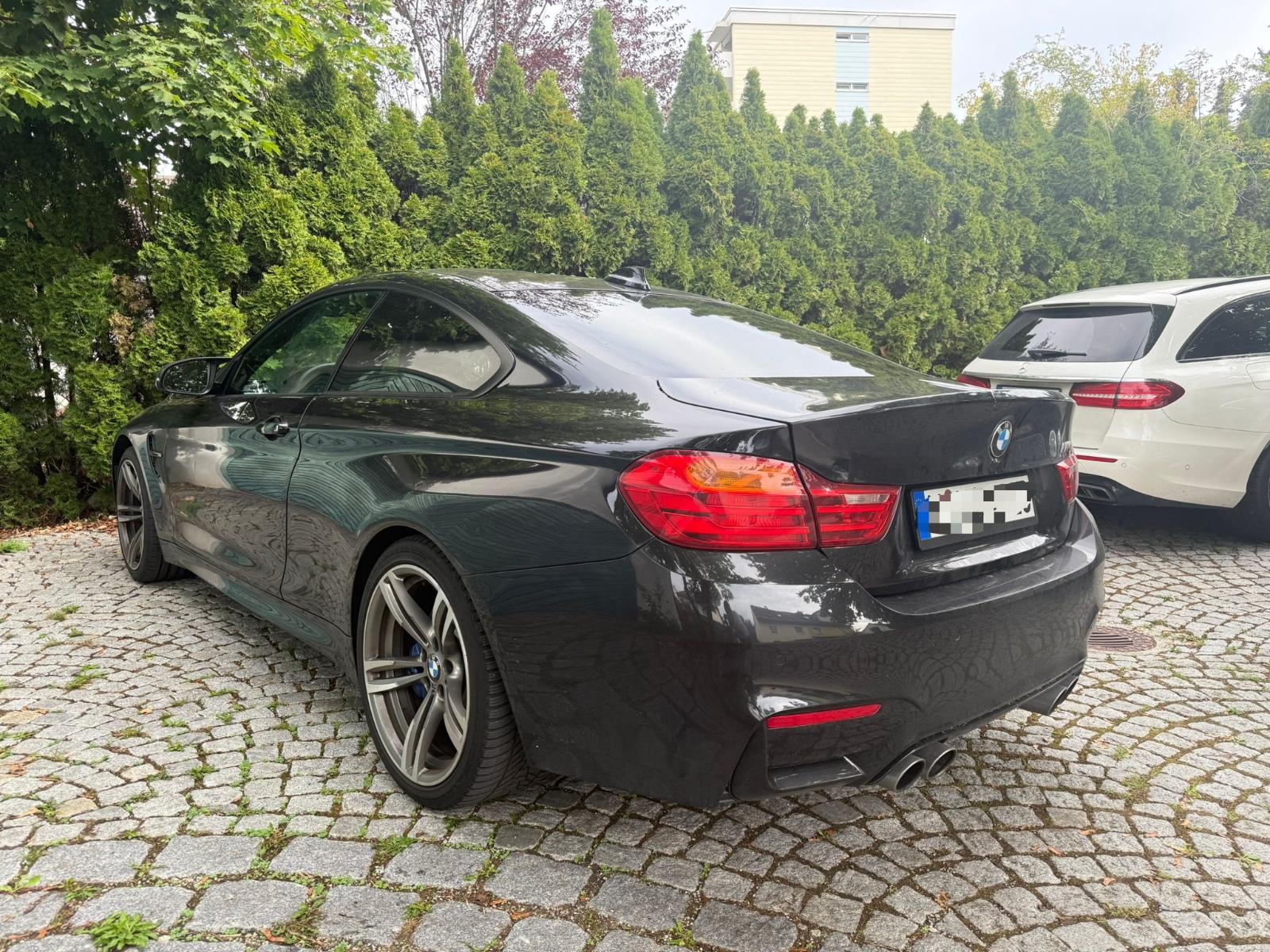 BMW M4 Coupe*DKG*Deutsches-Fzg*Carbon-Paket*
