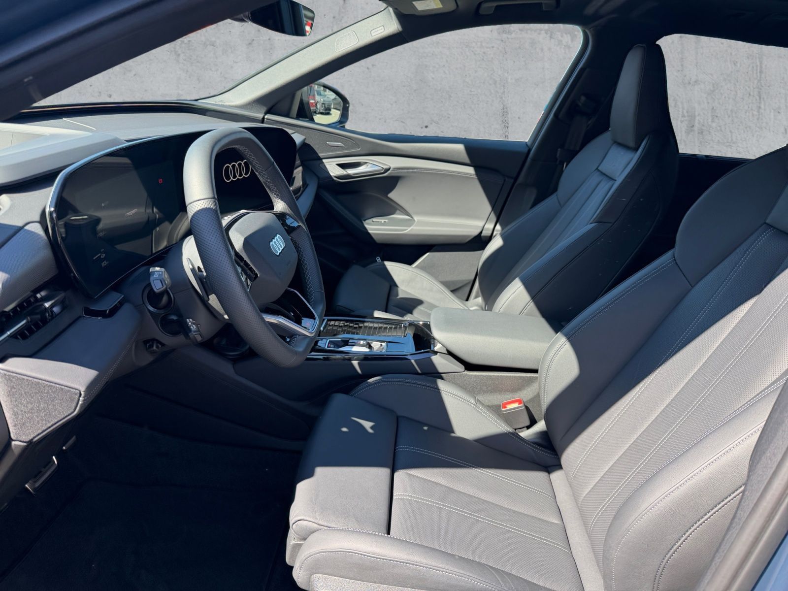 Audi SQ6 e-tron - Bild 12