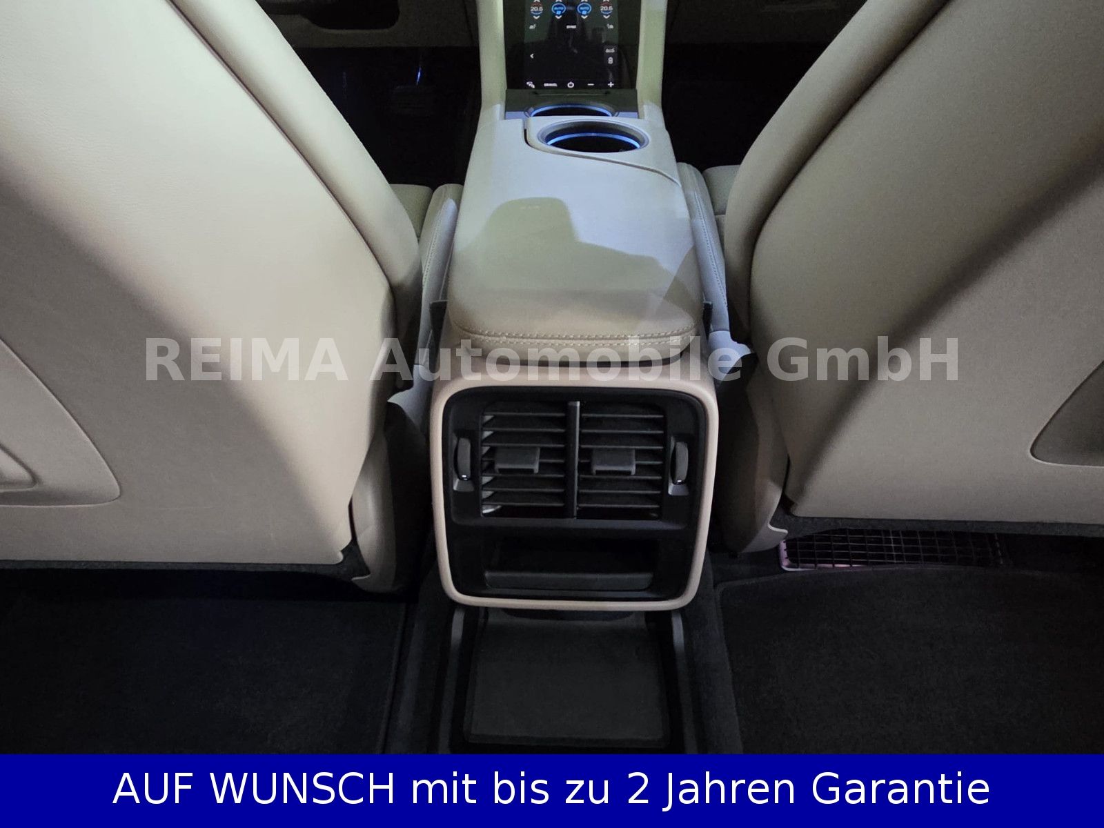 Fahrzeugabbildung Porsche Taycan Cross Turismo 4, Pano, 93KWH, SOH 93,7%