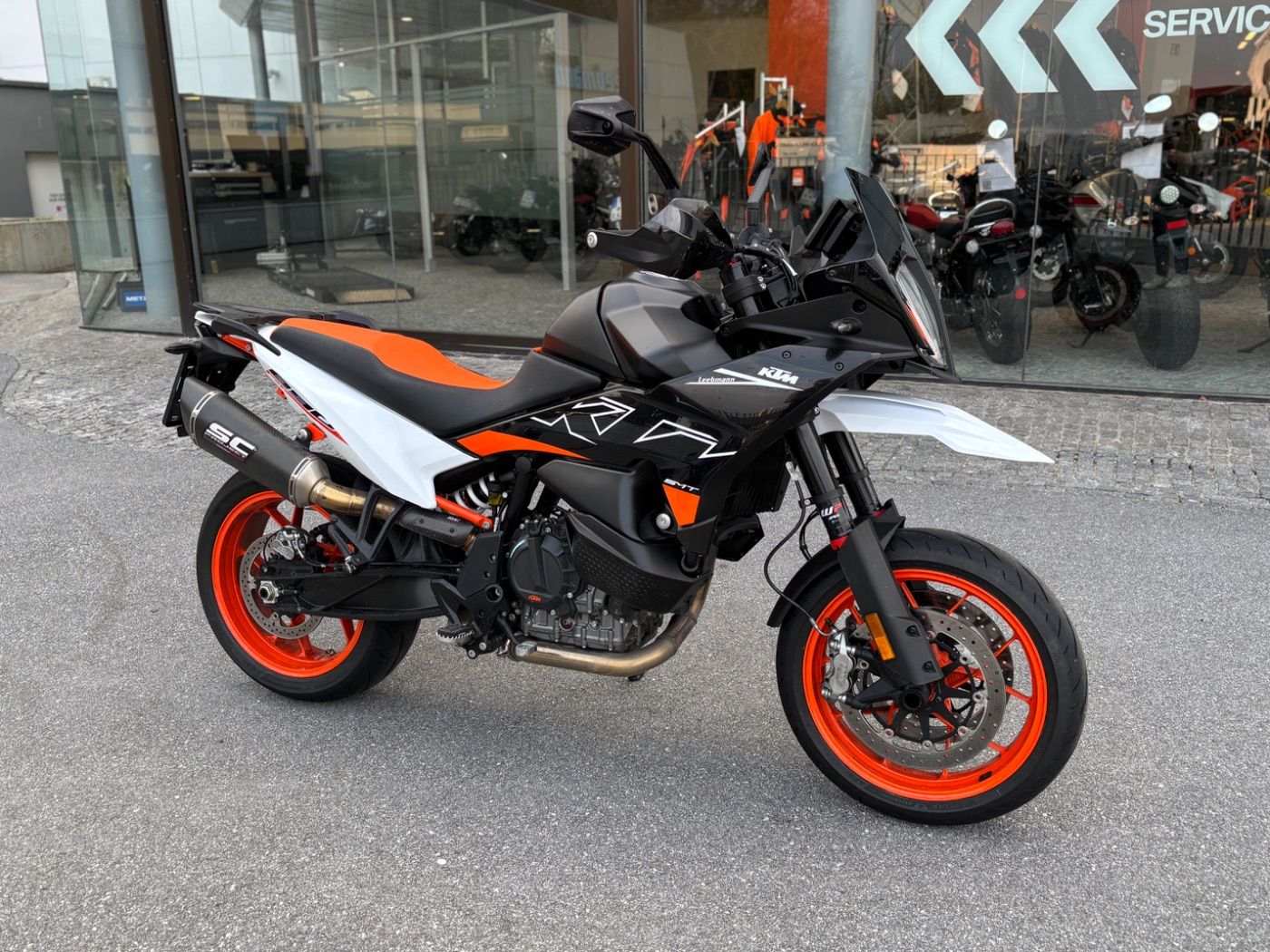 Fahrzeugabbildung KTM 890 SMT Modell 2023