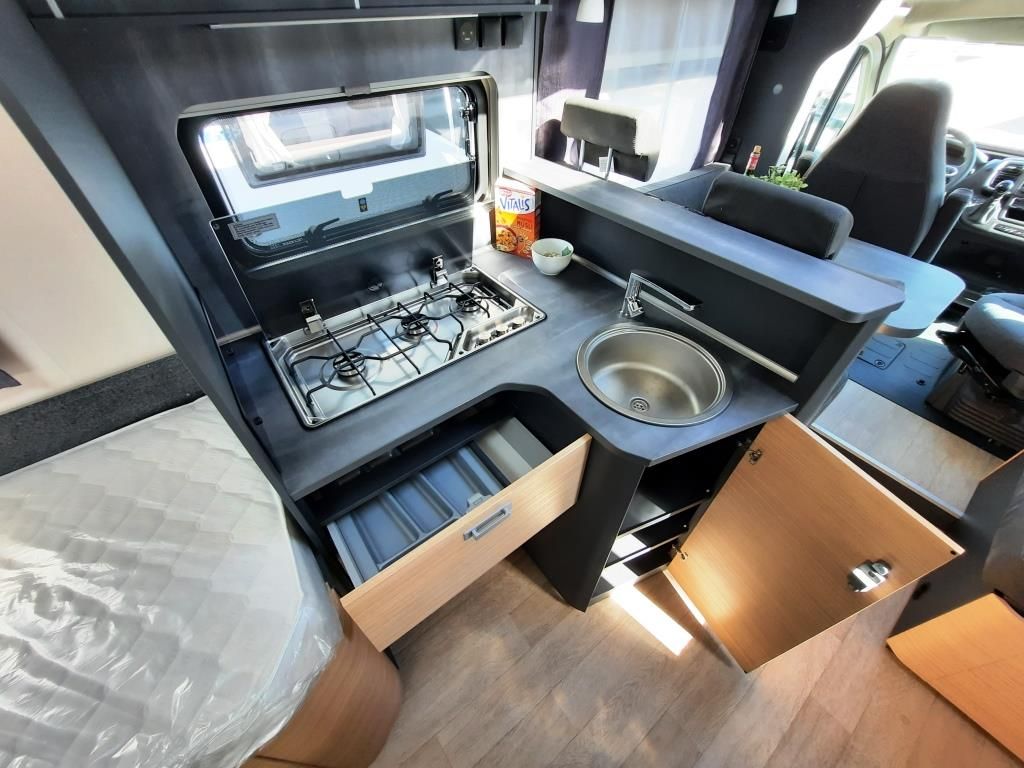 Fahrzeug Übersicht 13 Fahrzeugabbildung Hobby MAXIA T 740 WE Verfüg./Sparen Sie 12.579,- €