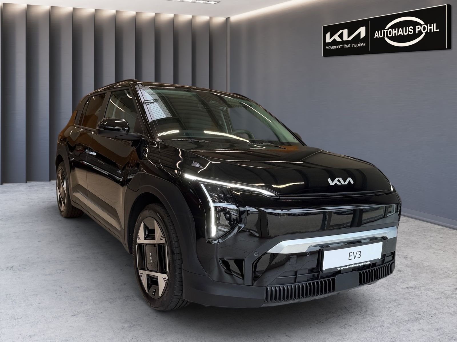 Fahrzeugabbildung Kia EV3 81,4 KWH EARTH WIC UPG 19"