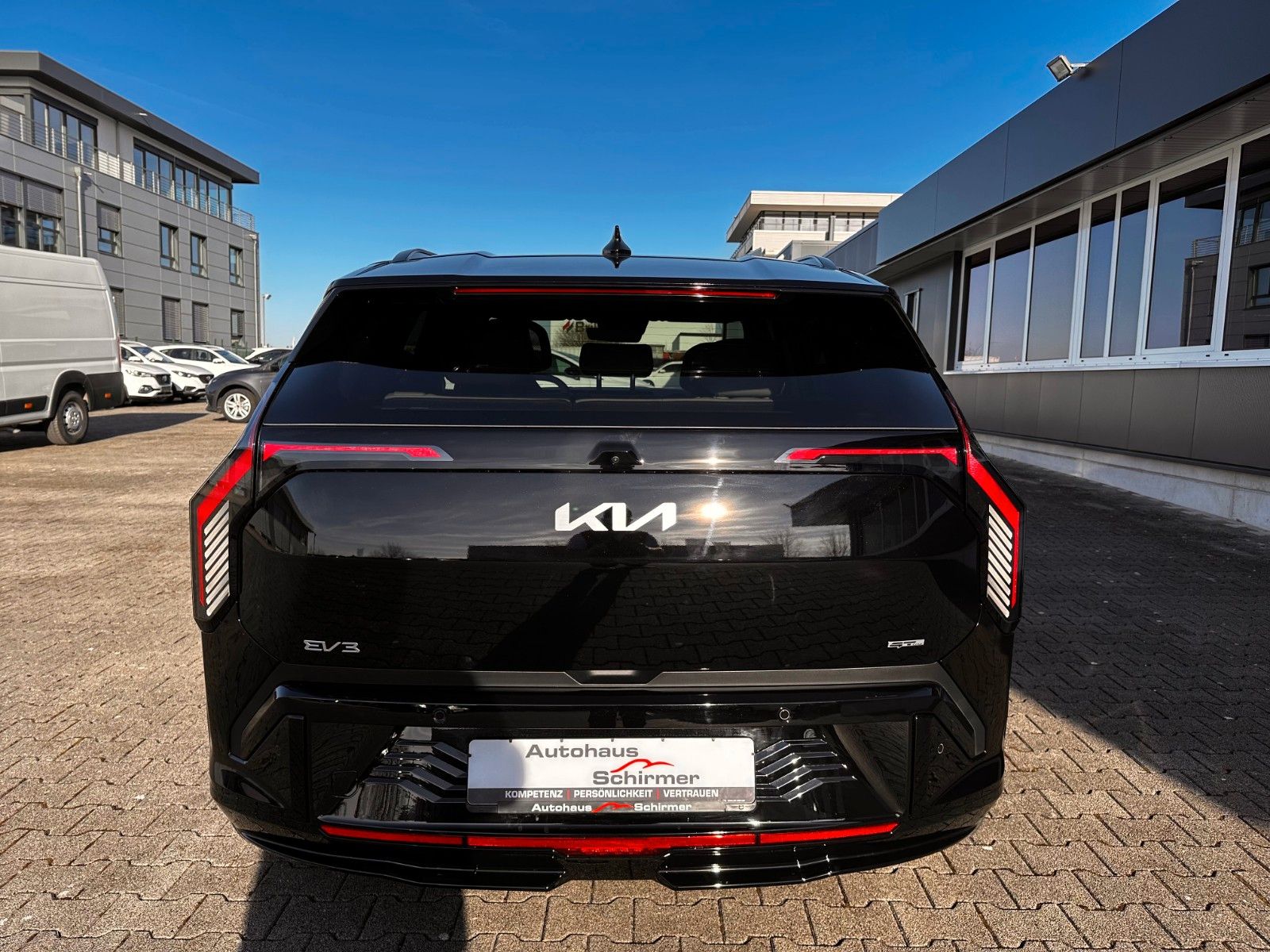Fahrzeugabbildung Kia EV3 81,4 GT-Line  DWP COM