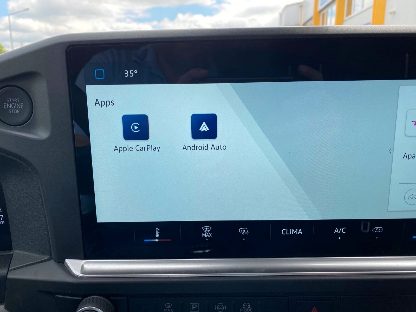 Fahrzeugabbildung Volkswagen T7 Transporter 2.0 TDI Lang+KASTEN+NAVI+KAMERA++