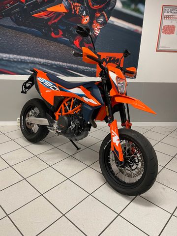 KTM 690 SMC R  2024 auch A2 "KTM KÖSTLER"