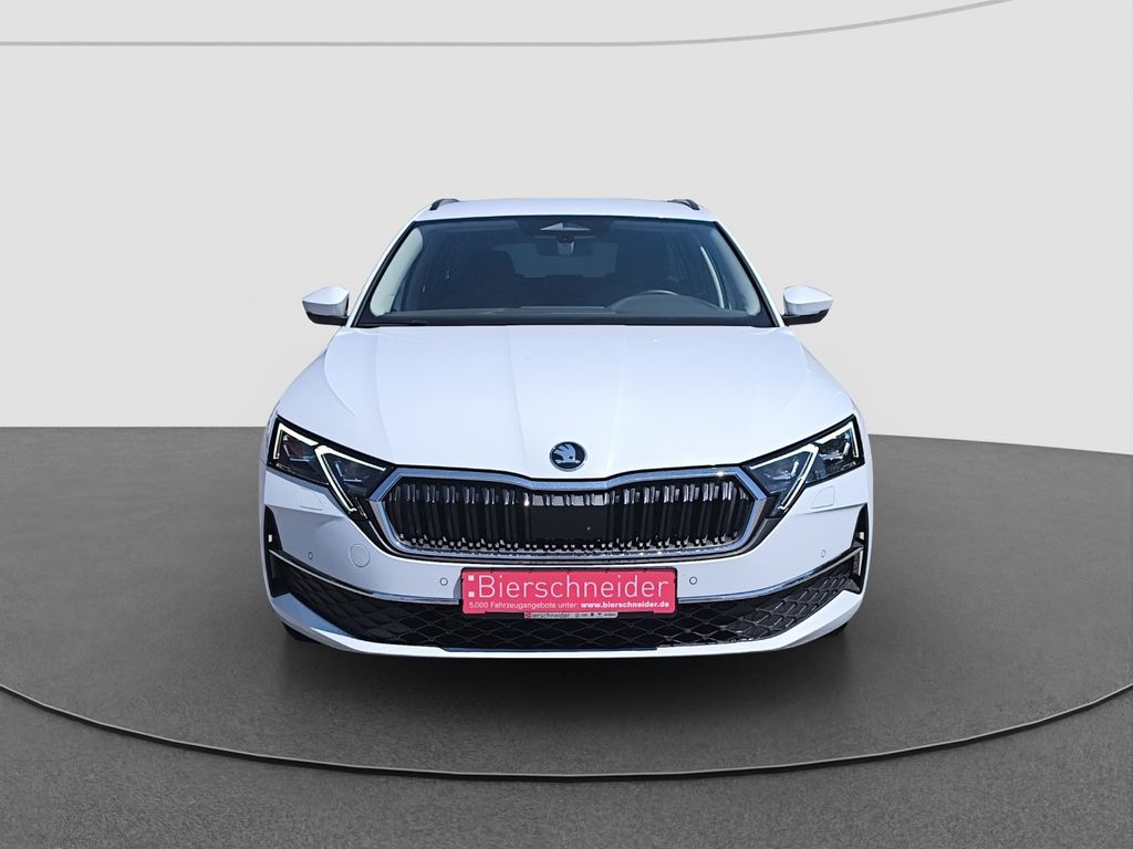 Skoda Octavia — fotografia 2