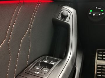 Cupra Ateca 2,0 ... VOLL el.HK P.-Dach 19" 360° Allrad