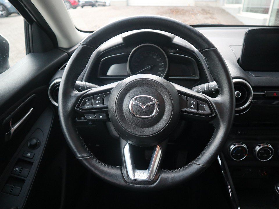Fahrzeugabbildung Mazda 2 Exclusive-Line G-90 AT TOU-P1 ACAA SHZ BLUETOO