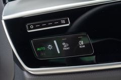 Audi A8 – 19 / 30