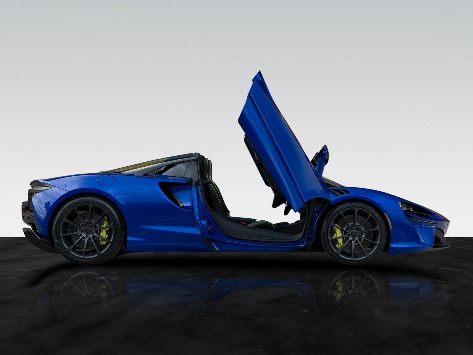 McLaren Artura Spider | Tanzanite Blue