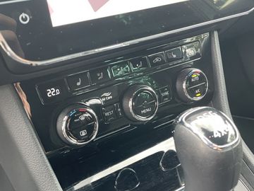 Skoda Superb Combi III 2.0 TSI DSG 4x4 Sportline XENON