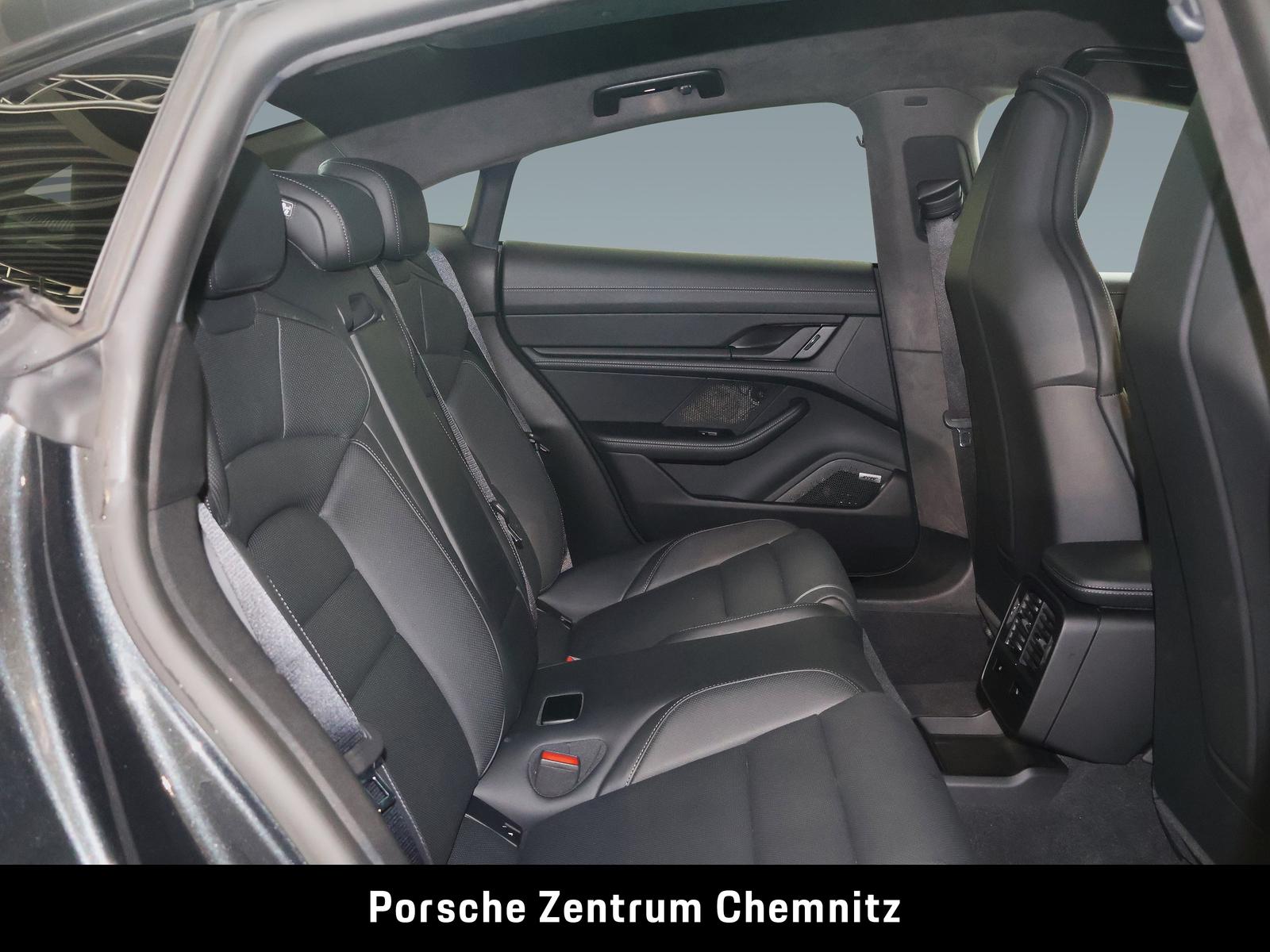 Porsche Taycan GTS HA-Lenkung;Massage;HD-Matrix;Head-Up