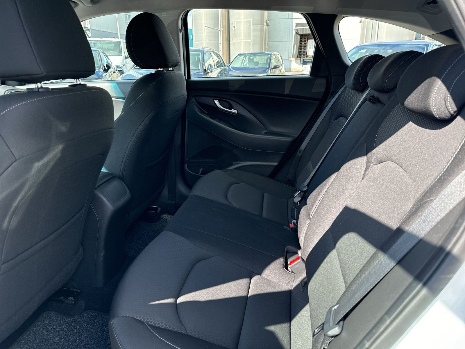 Fahrzeugabbildung Hyundai I30 CW 1.4 Trend NAVI SHZ LENKRHZG KAMERA