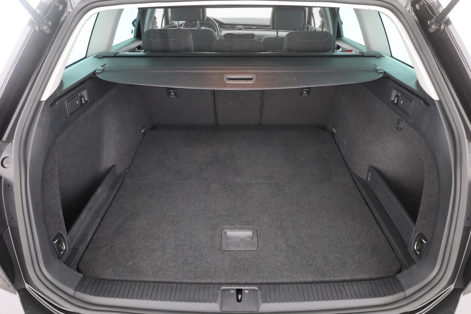 Volkswagen Passat 1.5 TSI DSG Business LED Navi ACC, миниатюра 25