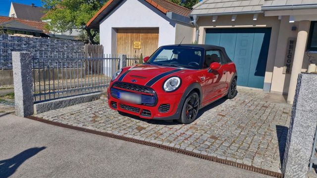 MINI Mini JCW Cabrio rot