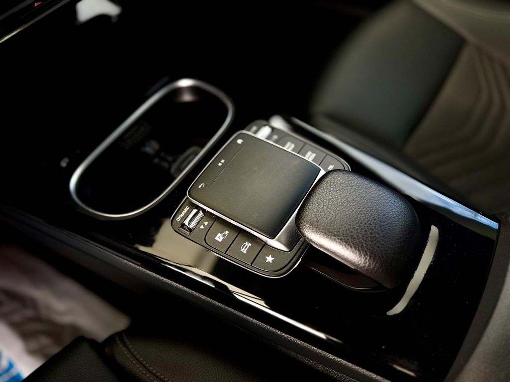 Mercedes-Benz CLA 180 Shooting Brake CLA 180 SB 7G-DCT LED+RKam+Navi+Parkass.+Shz. – Ansicht 12