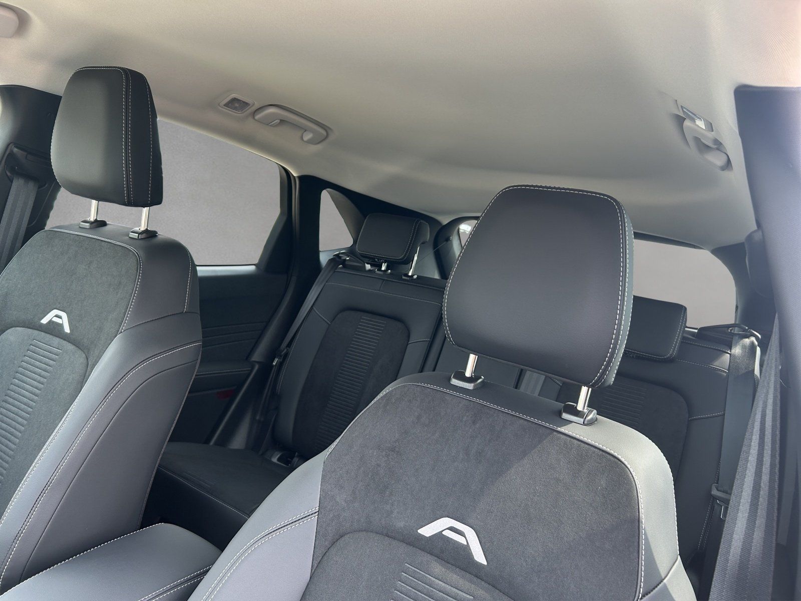Fahrzeugabbildung Ford Kuga Active X PHEV,FGS 3/5 Jahre