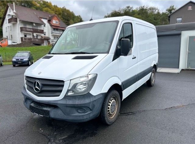 Mercedes-Benz Mercedes Sprinter 210 cdi top Zustand fris...