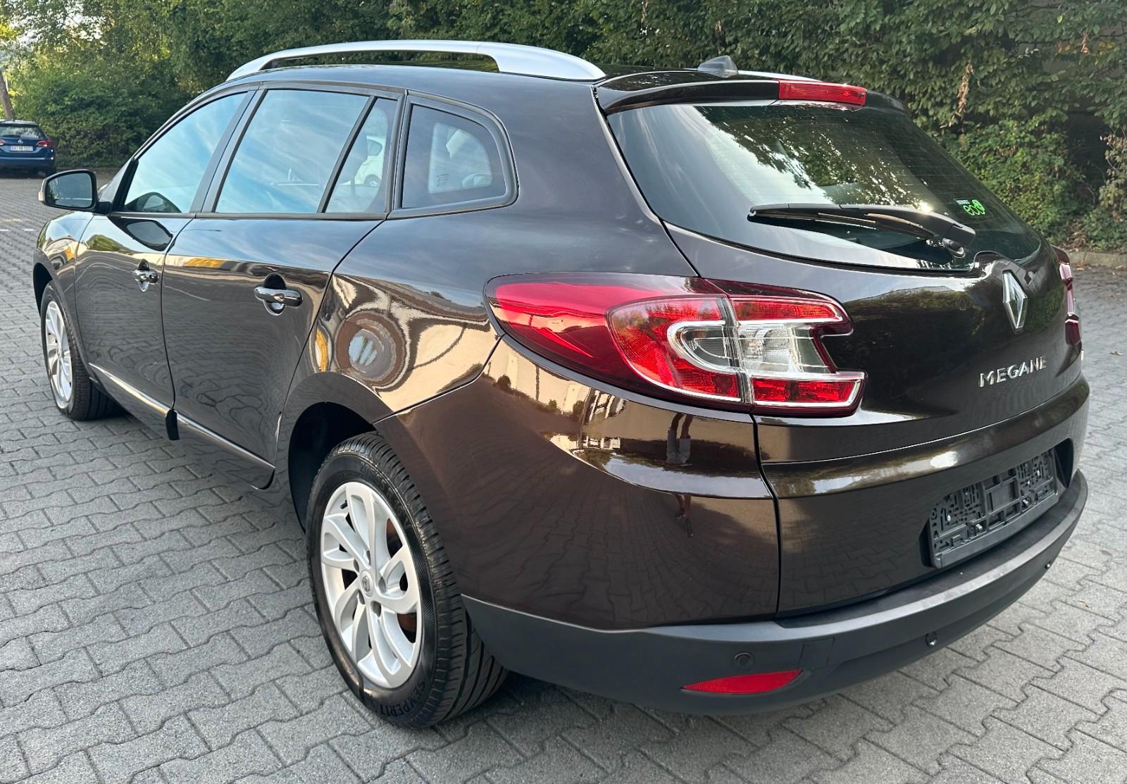 Renault Megane III Grandtour Paris