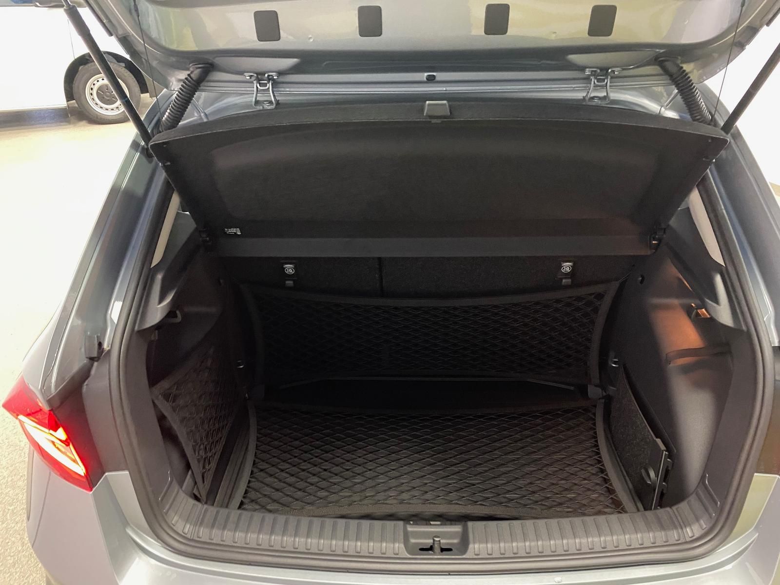Fahrzeugabbildung SKODA Fabia 1.0 TSI+Garantie 2031+RüKAMERA+ALU+PDC+