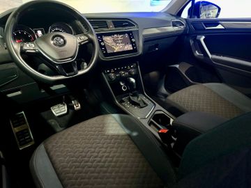 Volkswagen Tiguan - 11